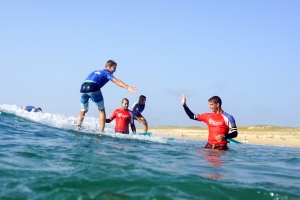 les meilleurs instructeurs de surf