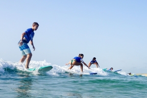Cours de surf en junior France
