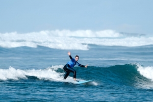 Apprendre à surfer Apprendre à surfer en junior Espagne