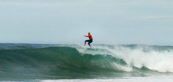 Floater at the Quiksilver Pro in Hossegor
